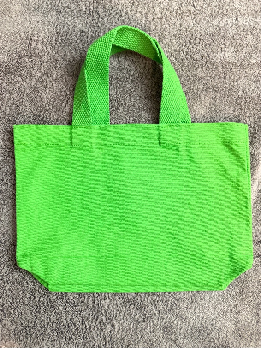 Reusable Canvas Gift Bag - Green Canvas Tote with Daisy Patch - Picture 6 of 7